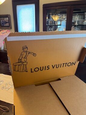 Louis Vuitton Orange Box with Navy Ribbon and Card shopping bag included.